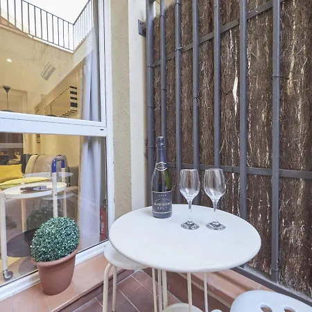 Duplex Sagrada Familia 2 Apartment *